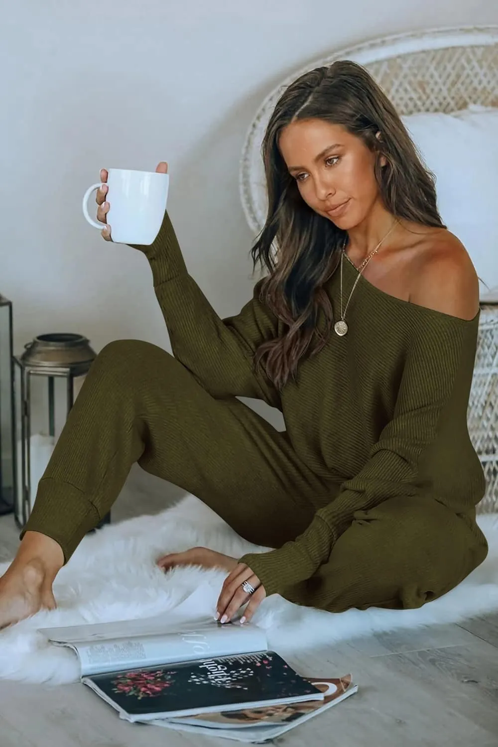 PRETTYGARDEN Women's 2 Piece Ribbed Tracksuit Outfits Off Shoulder Long Sleeve Pullover Lounge Pants with Pockets