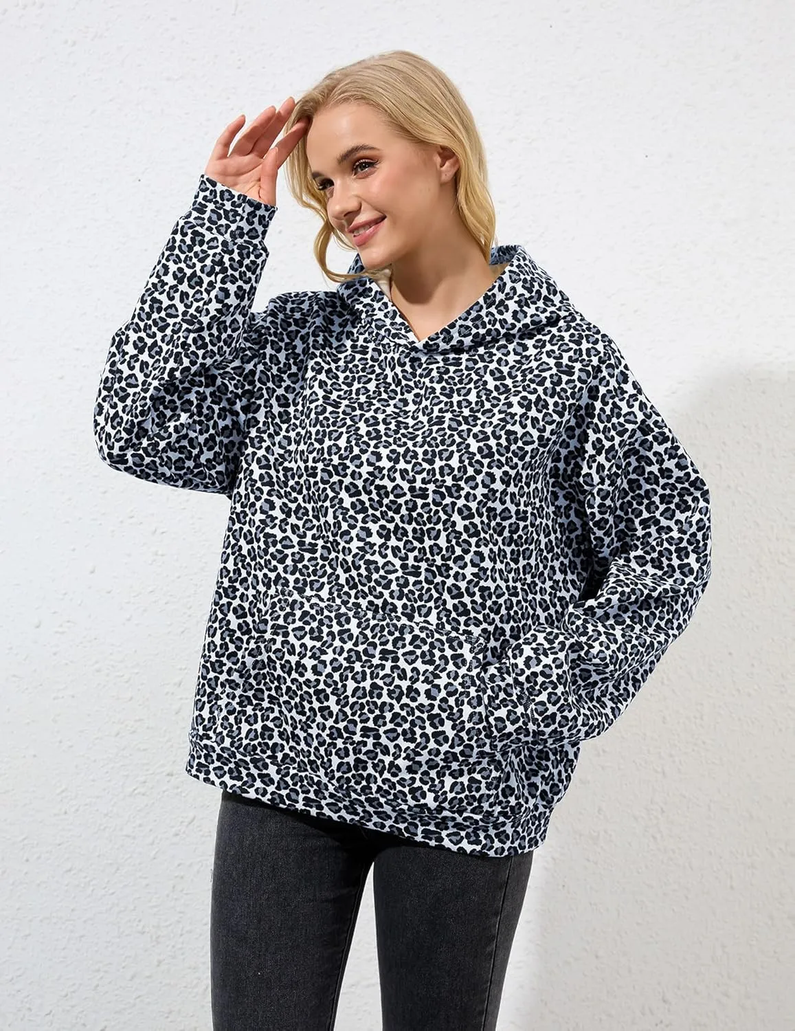 Womens Camo Hoodies Maple Leaf Print Oversized Hooded Pullover Shirt Fleece Long Sleeve Camo Sweatshirt With Pocket