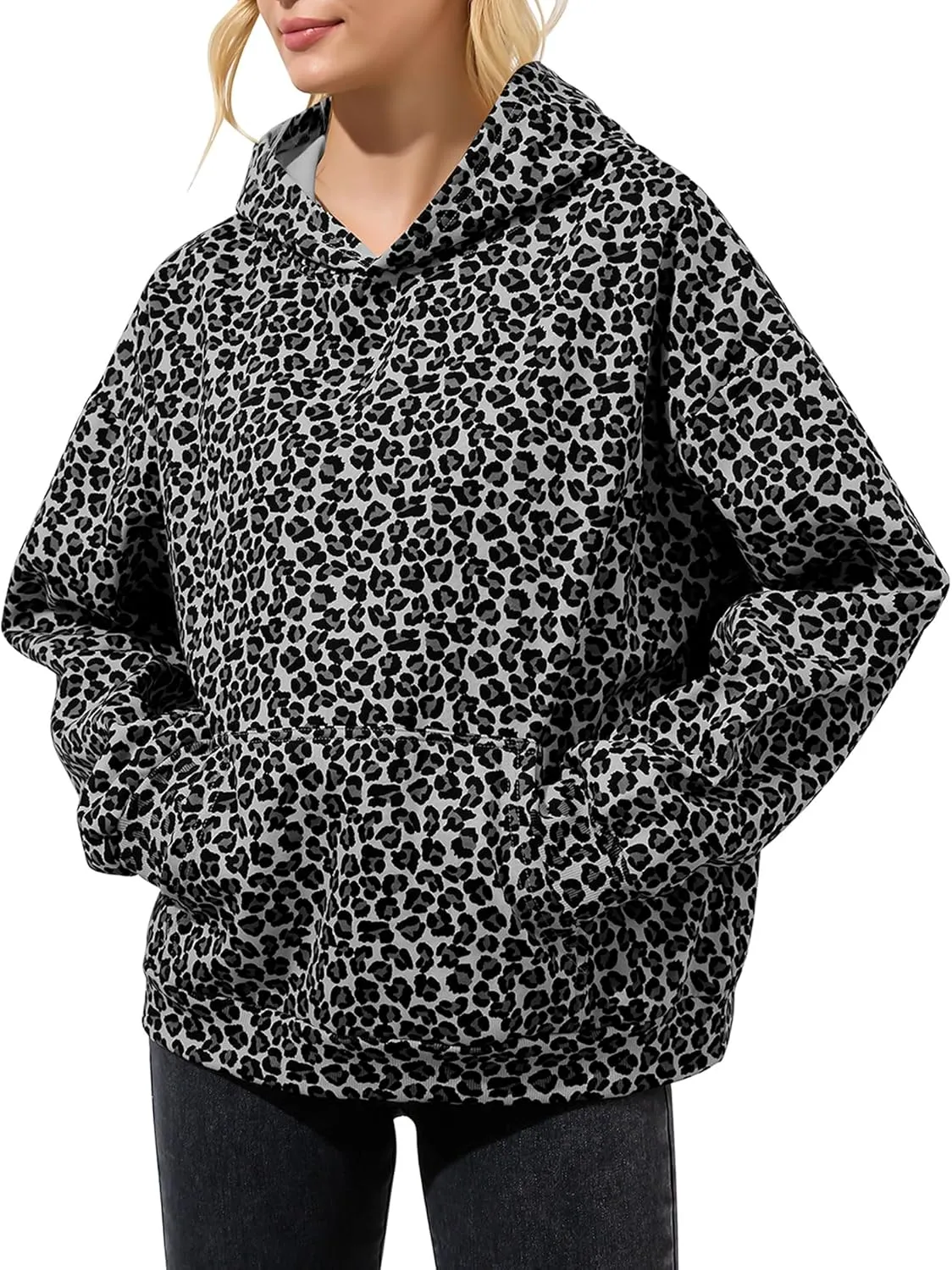 Womens Camo Hoodies Maple Leaf Print Oversized Hooded Pullover Shirt Fleece Long Sleeve Camo Sweatshirt With Pocket